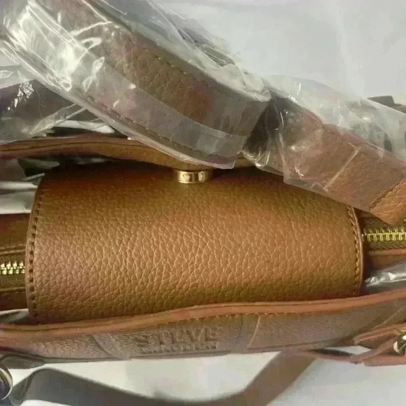 Steve Madden 3 Piece travel tote set 2 purses and wallet in color brown mocha - Picture 8 of 12